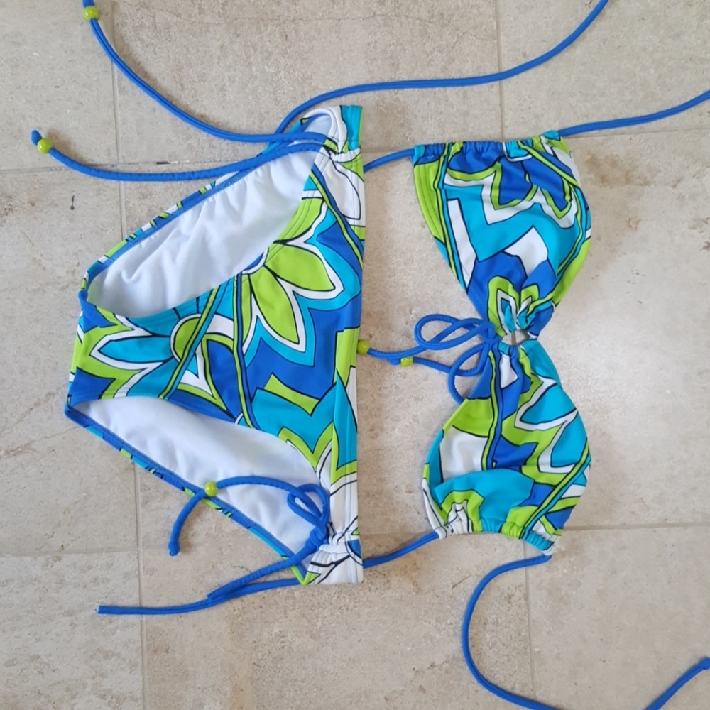 Malibu bikini